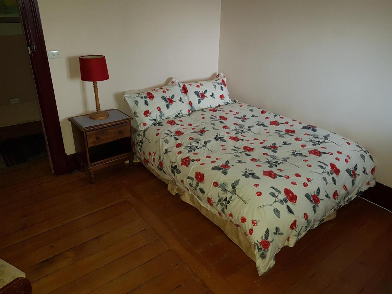 Holmhurst Guest House Bathurst Bagian luar foto