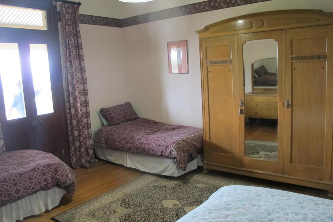 Holmhurst Guest House Bathurst Bagian luar foto