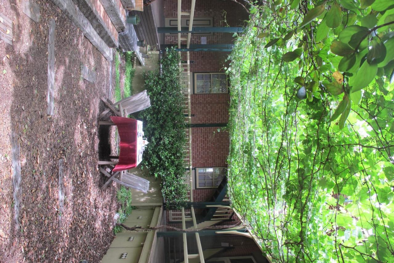 Holmhurst Guest House Bathurst Bagian luar foto