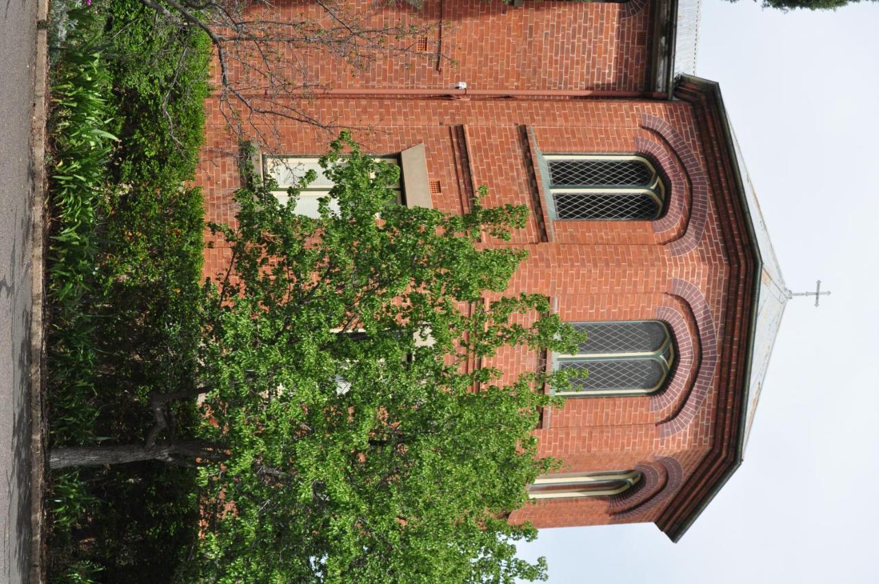 Holmhurst Guest House Bathurst Bagian luar foto