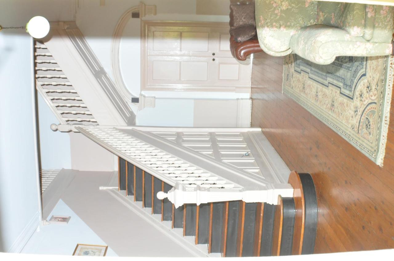 Holmhurst Guest House Bathurst Bagian luar foto